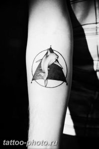 фото тату треугольник с кругом 11.12.2018 №044 - triangle with - tattoo-photo.ru